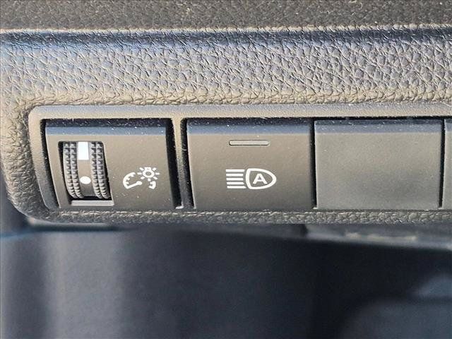 Used 2023 Toyota Corolla LE FWD image 10