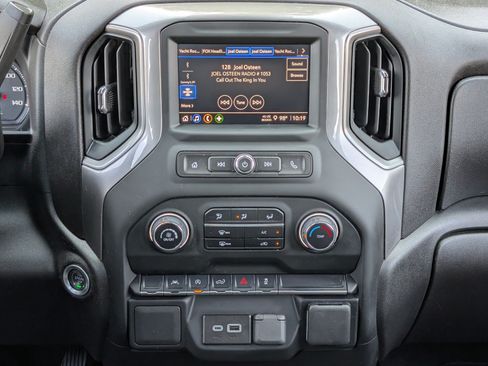 Used 2024 Chevrolet Silverado 1500 Custom AWD/4WD image 23