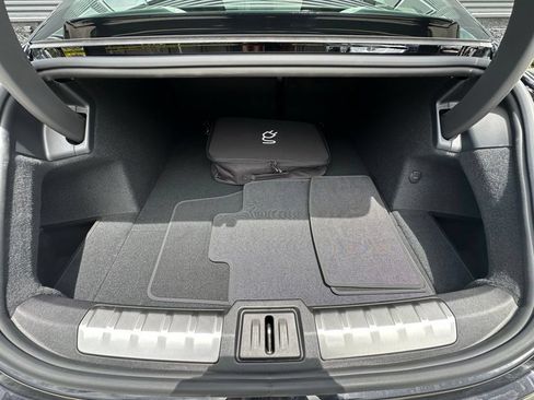 Used 2026 Porsche Taycan RWD image 40