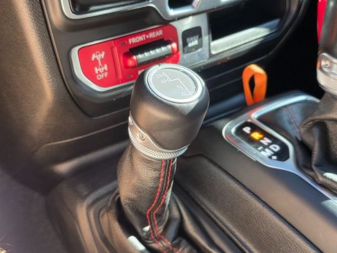 Used 2020 Jeep Wrangler Unlimited Rubicon image 39