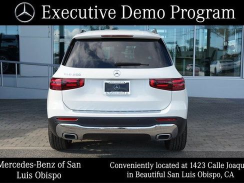 Used 2026 Mercedes-Benz GLB 250 image 7