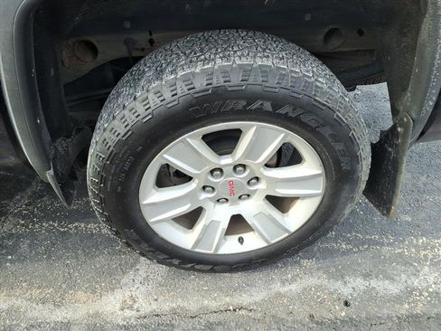 Used 2018 GMC Sierra 1500 SLE image 16