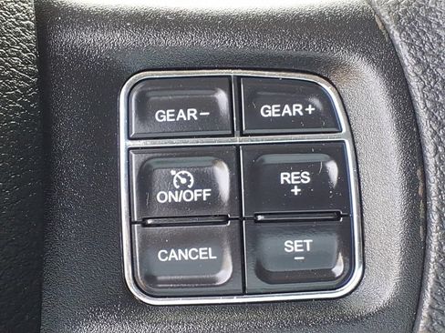 Used 2019 RAM 1500 Express w/ Express Value Package AWD/4WD image 10