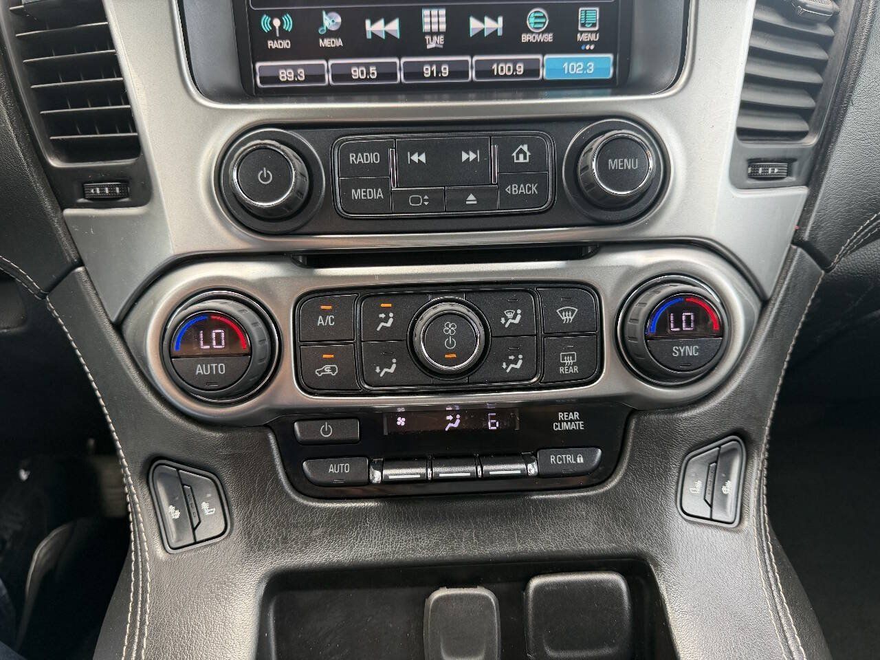 Used 2019 Chevrolet Tahoe LT AWD/4WD image 24