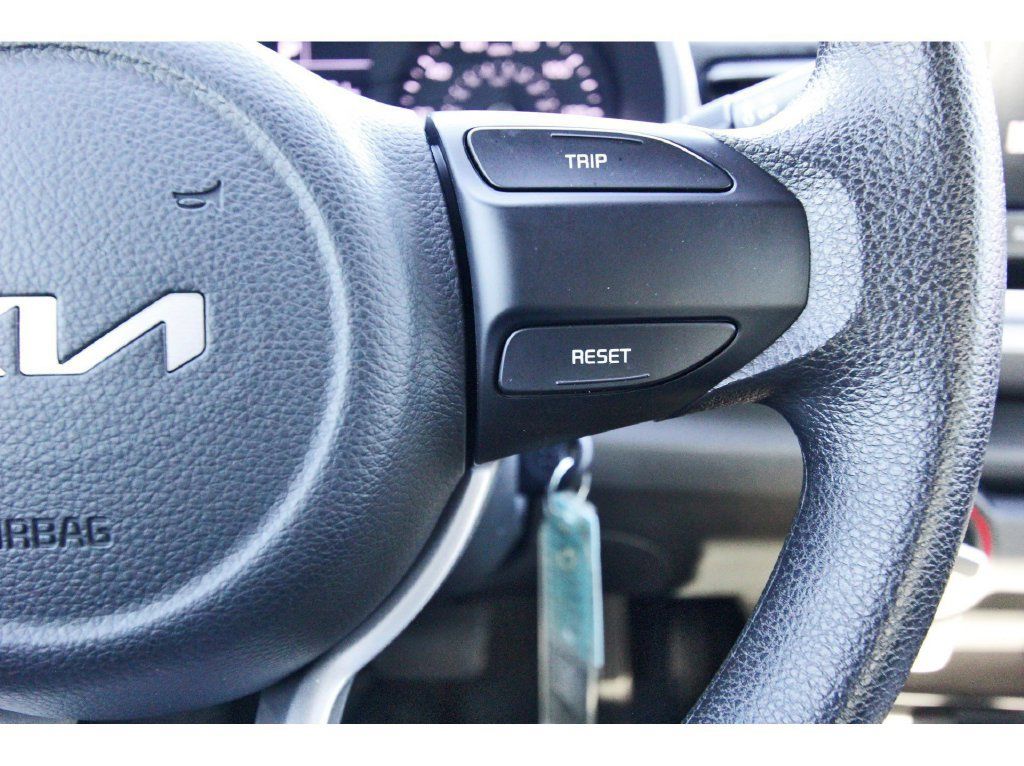 Used 2023 Kia Rio LX FWD image 20