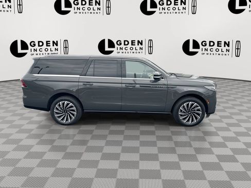 Certified 2026 Lincoln Navigator L Black Label AWD/4WD image 9