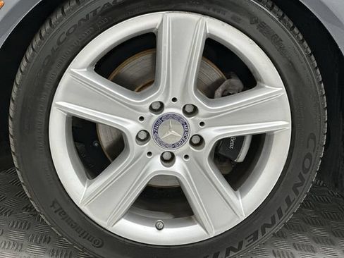 Used 2011 Mercedes-Benz C 300 4MATIC Sedan image 10