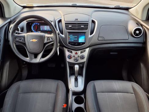 Used 2016 Chevrolet Trax LT image 11