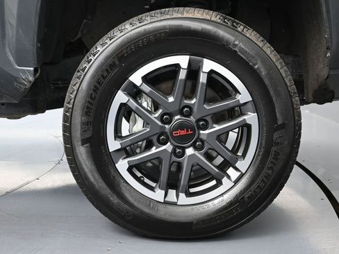 Used 2024 Toyota Tacoma TRD Sport image 12