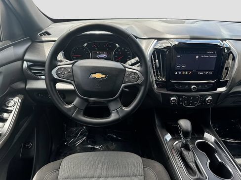 Used 2023 Chevrolet Traverse LT FWD image 21
