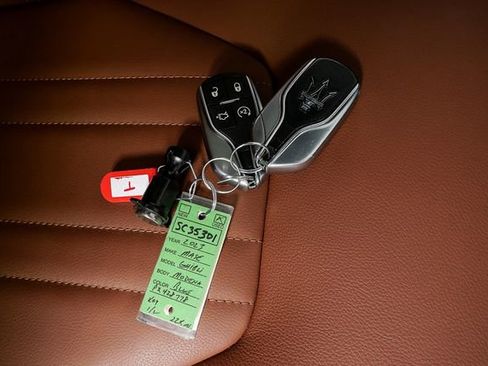 Used 2023 Maserati Ghibli Modena RWD image 25
