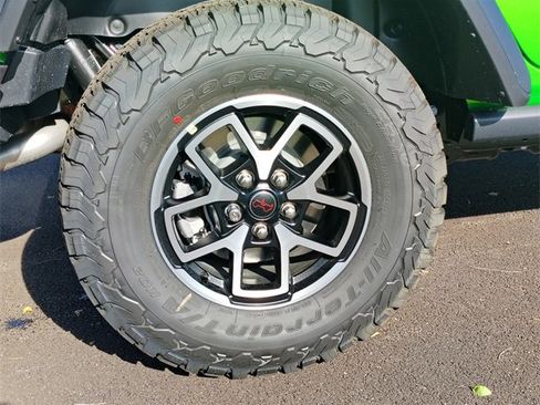 New 2026 Jeep Wrangler Unlimited Rubicon w/ Safety Group image 5