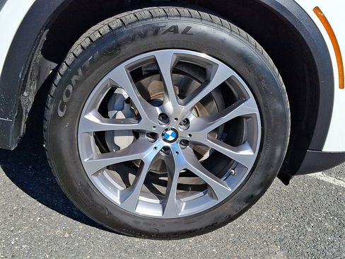 Used 2019 BMW X5 xDrive40i w/ Premium Package 2 image 8