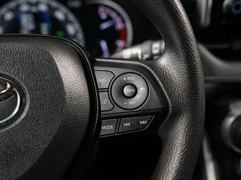 Certified 2023 Toyota RAV4 XLE FWD image 13