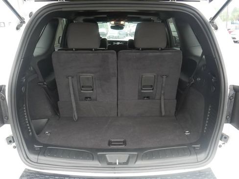 Used 2024 Dodge Durango SXT w/ SXT Blacktop Group AWD/4WD image 9