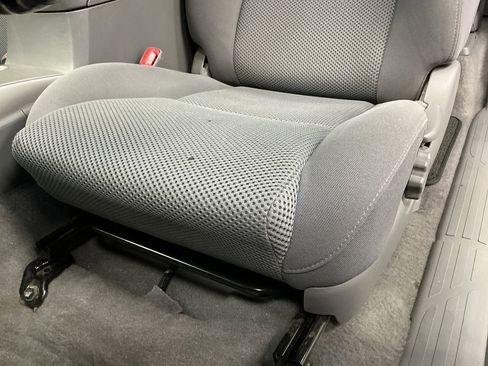 Used 2009 Toyota Tacoma 4x4 Access Cab V6 image 22