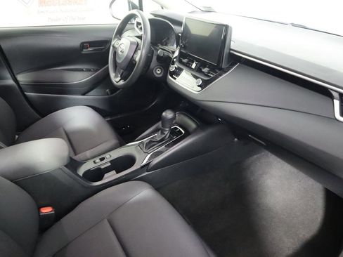 Used 2023 Toyota Corolla LE image 57