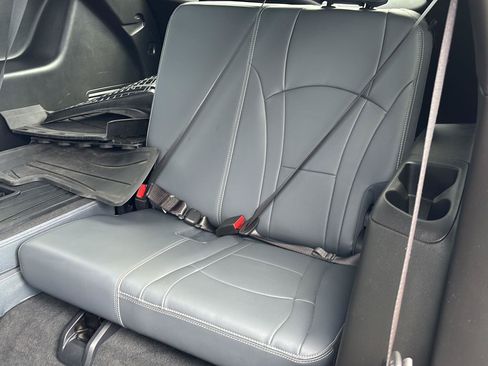 Used 2024 Buick Enclave Essence w/ LPO, Floor Liner Package AWD/4WD image 17