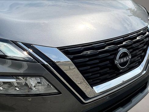 Certified 2023 Nissan Rogue SV AWD/4WD image 32