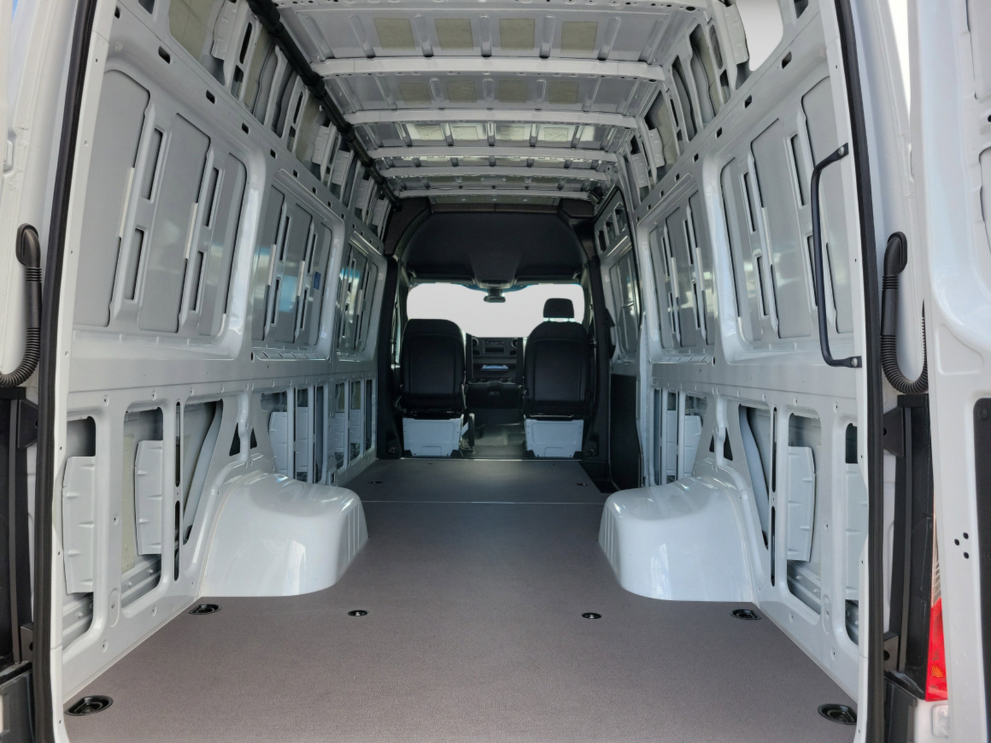Used 2026 Mercedes-Benz Sprinter 3500 image 26