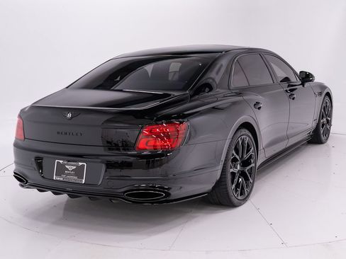 Used 2025 Bentley Flying Spur Plug-In Hybrid AWD/4WD image 5
