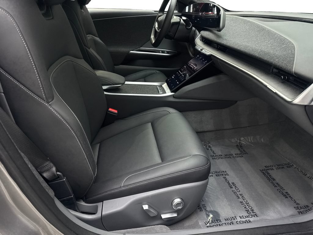 Used 2024 Lucid Air Touring AWD/4WD image 44