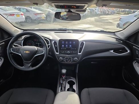 Used 2023 Chevrolet Malibu RS image 12