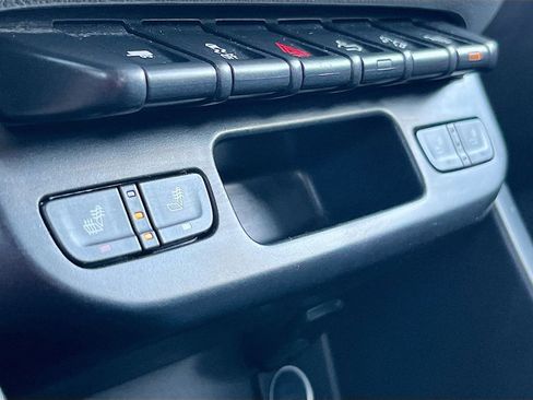 Used 2022 Chevrolet Colorado Z71 image 19