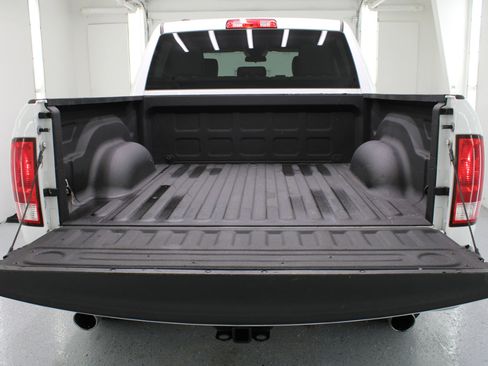 Used 2019 RAM 1500 Tradesman w/ Tradesman SXT Package image 9