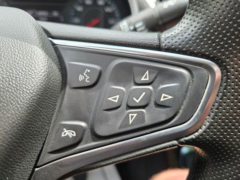 Used 2022 Chevrolet Malibu LT FWD image 17