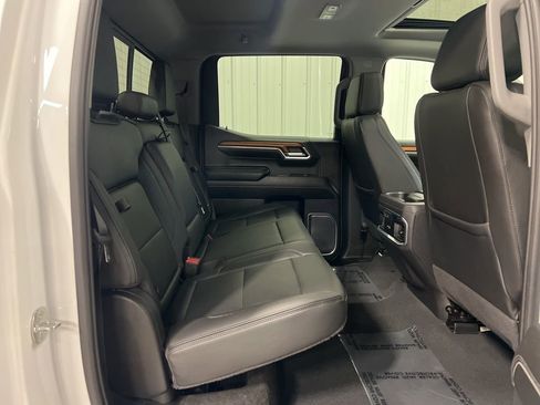 Used 2022 GMC Sierra 1500 Denali w/ Technology Package image 11