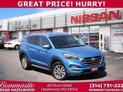 Used 2017 Hyundai Tucson SE w/ SE Popular Package 02