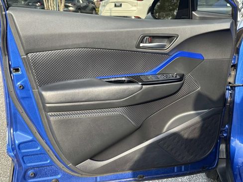 Used 2020 Toyota C-HR XLE image 23