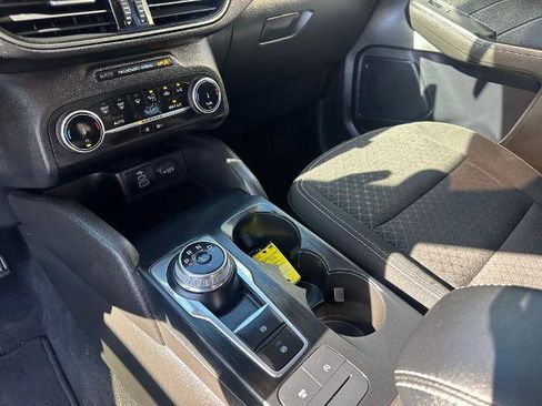 Certified 2024 Ford Escape Active FWD image 14