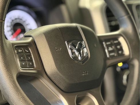 Used 2022 RAM 1500 Warlock AWD/4WD image 19