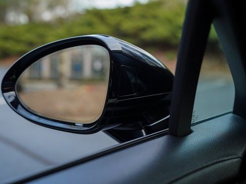 Used 2018 Porsche Panamera 4 image 37