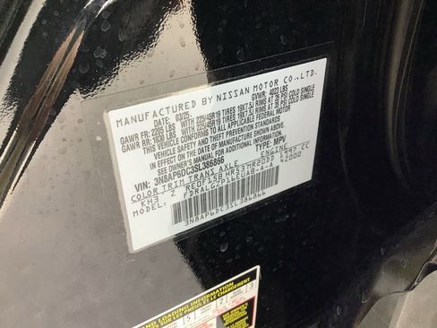 Used 2025 Nissan Kicks SR w/ SR Premium Package image 30