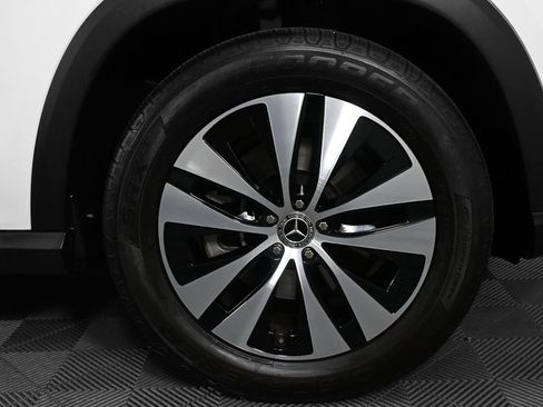 Certified 2026 Mercedes-Benz GLE 350 4MATIC image 37