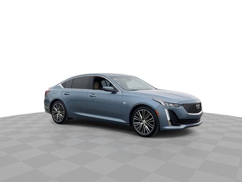 Used 2024 Cadillac CT5 Premium Luxury image 2