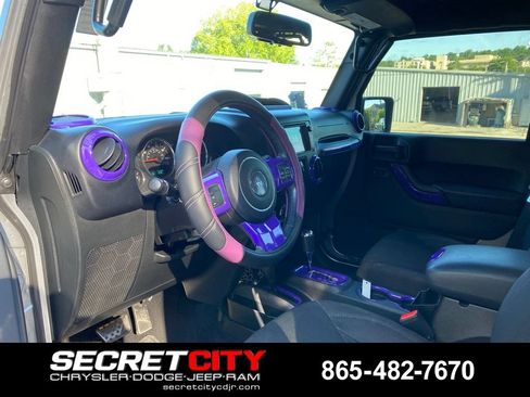Used 2015 Jeep Wrangler Unlimited Sport w/ Quick Order Package 24S AWD/4WD image 12