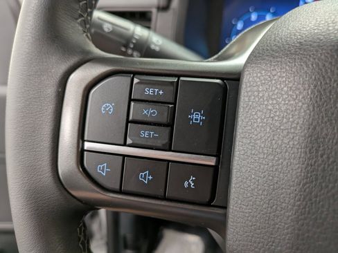 Used 2024 Ford F150 XLT w/ FX4 Off-Road Package image 17