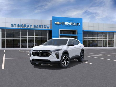 New 2026 Chevrolet Trax RS w/ Driver Confidence Package FWD image 10