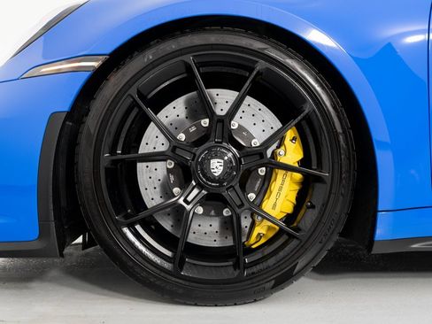 Certified 2023 Porsche 911 GT3 image 14