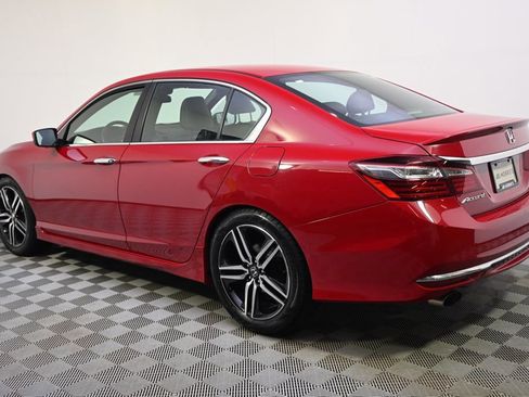 Used 2016 Honda Accord Sport image 3