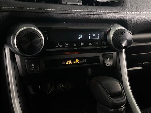 Used 2025 Toyota RAV4 LE image 13