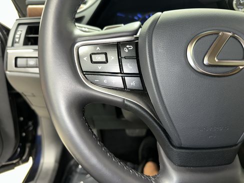Certified 2025 Lexus ES 350 w/ Premium Package FWD image 19