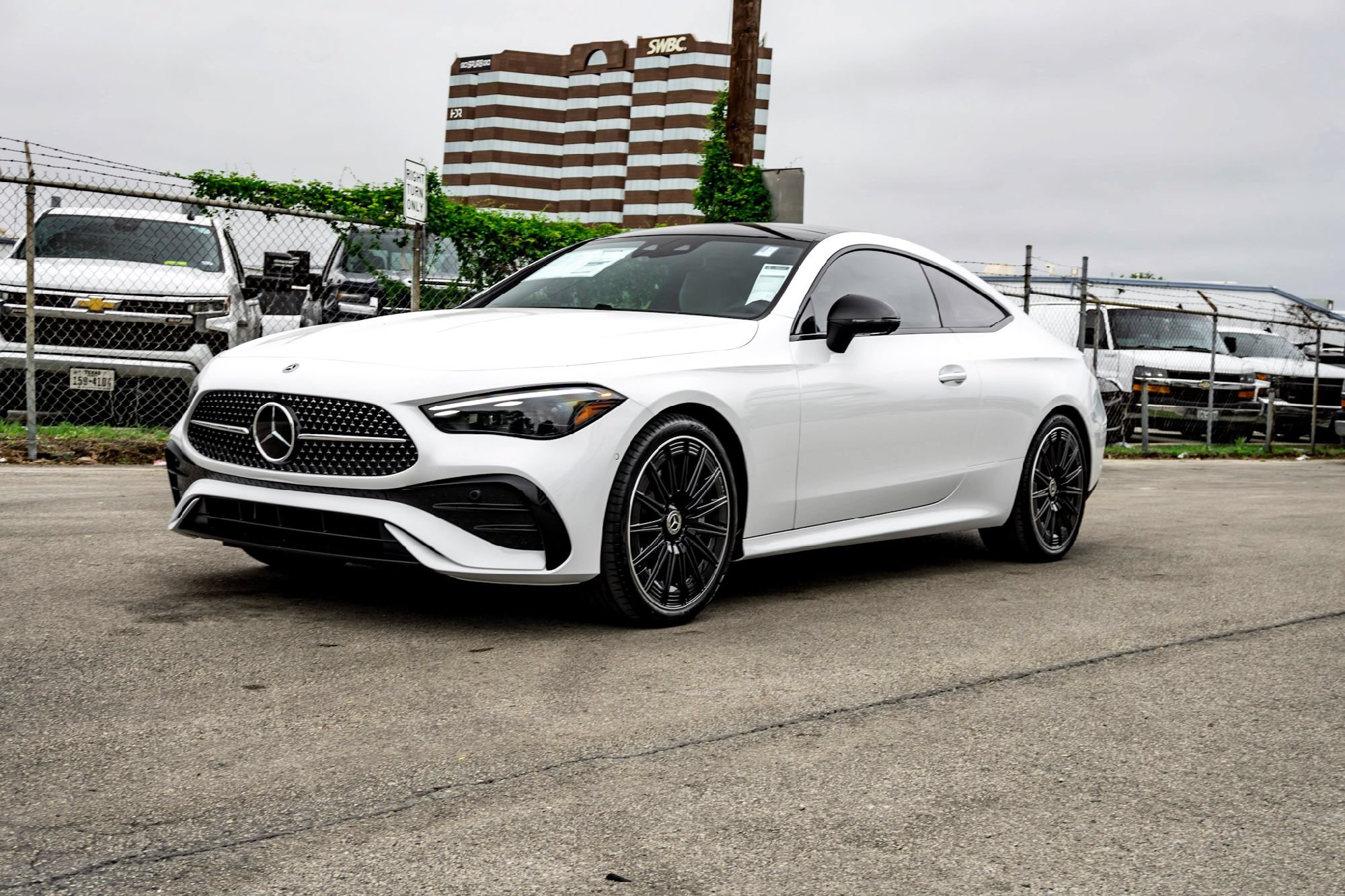New 2026 Mercedes-Benz CLE 450 4MATIC Coupe image 6
