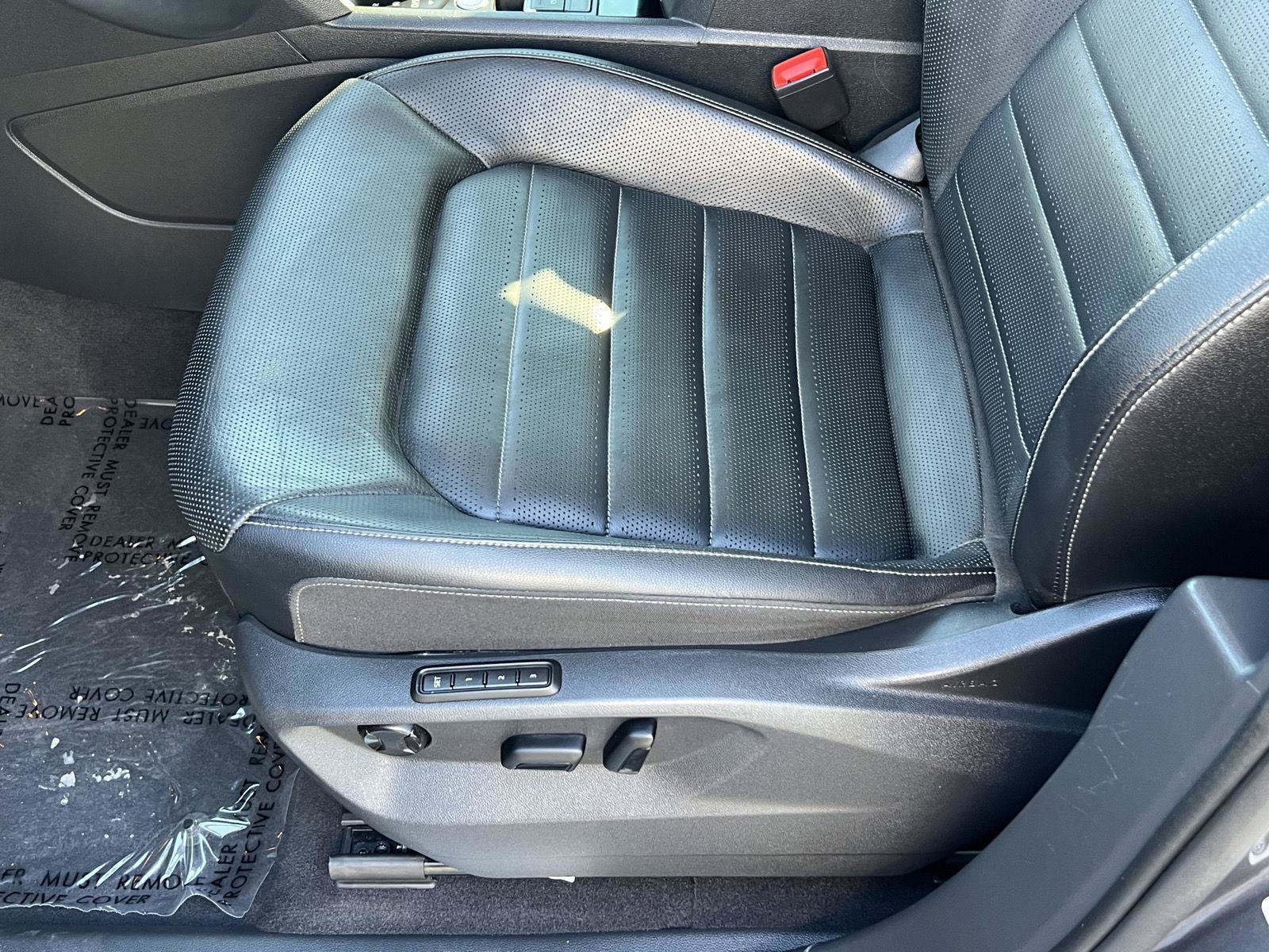 Used 2019 Volkswagen Atlas SEL Premium AWD/4WD image 32