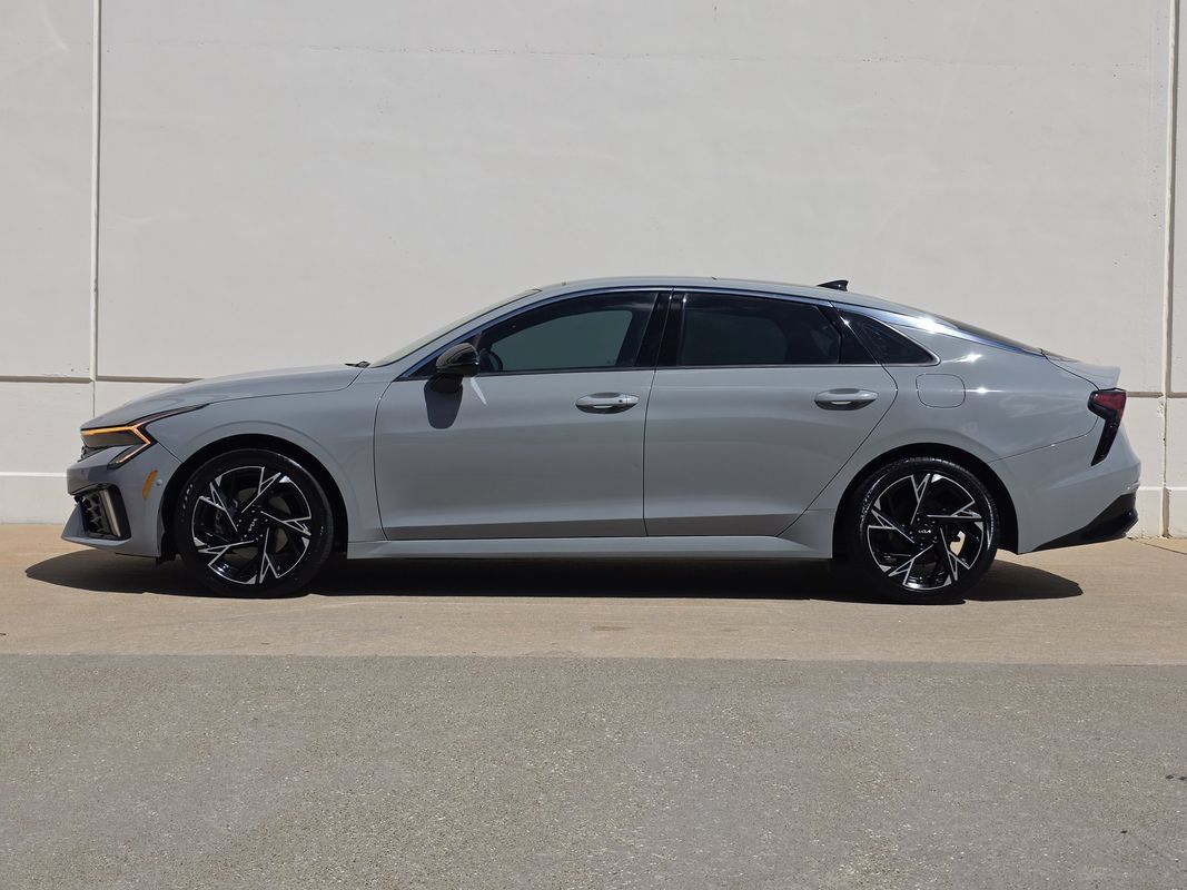 Used 2025 Kia K5 GT-Line w/ GT-Line Premium Package AWD/4WD image 2
