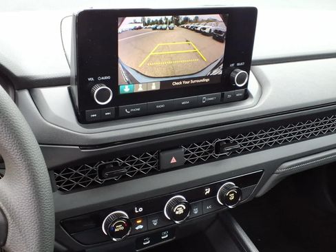 Used 2023 Honda Accord LX image 21